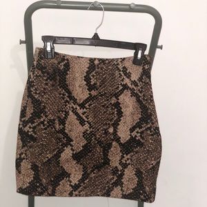 HM Jacquard Snakeskin skirt